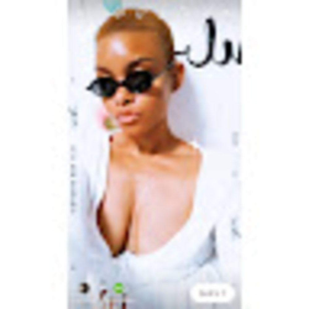 Meet your Posher, Antonia